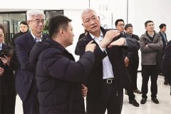 <b>为我国人工智能成长注入</b> 